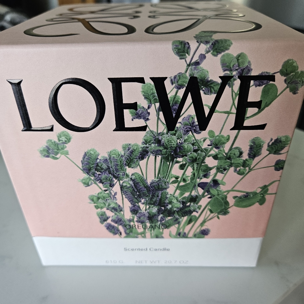 Loewe luxury scented candel 20.7oz Oregano
